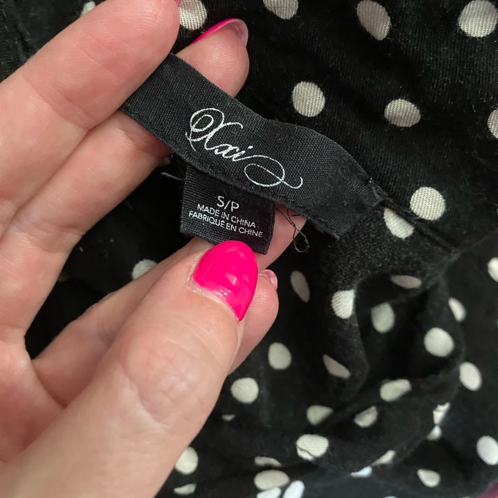 Polka dot mini! - Picture 3 of 4